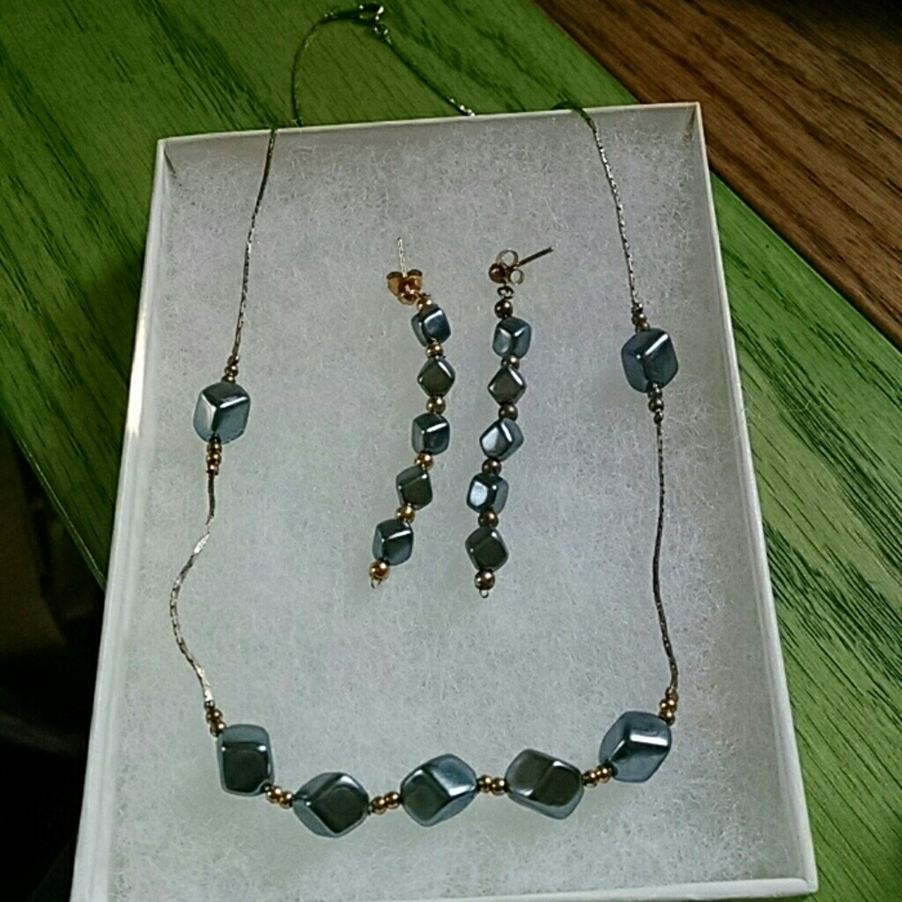 Hematite necklace set